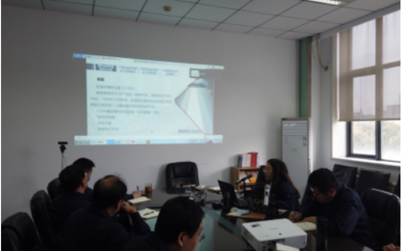 标准集团举行合规管理培训